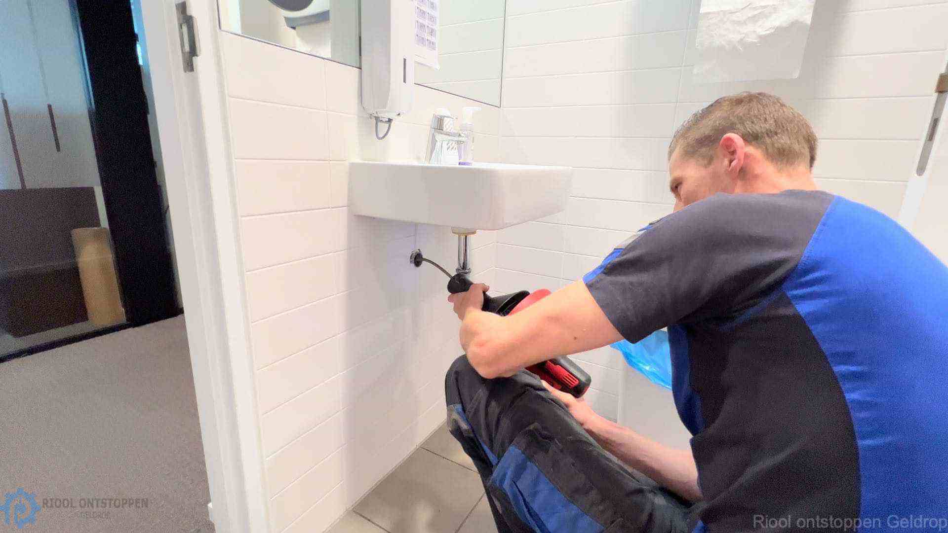 Afvoer Ontstoppen Geldrop Afvoer Ontstoppen Geldrop